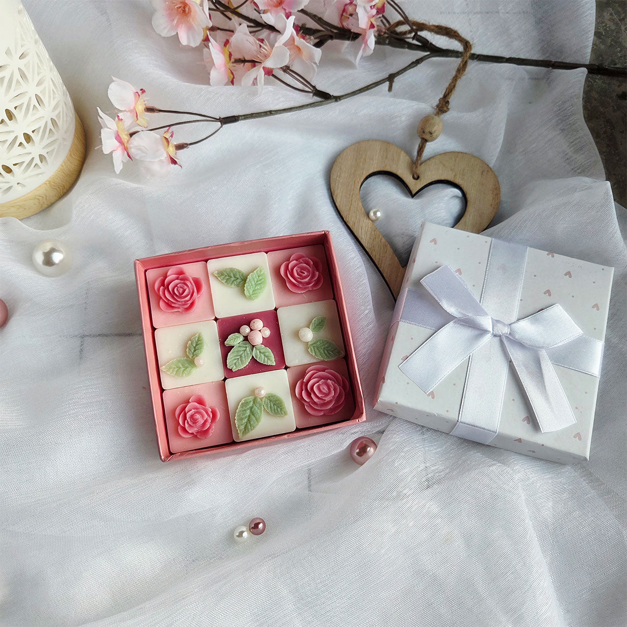 Personalisiertes Rose Wax Melts Geschenkset – romantische Duftmelts aus Sojawachs
