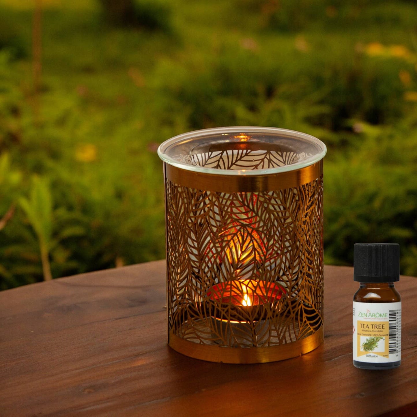 Brûleur d'encens Feuilles – Modèle original en métal et verre avec un design ajouré