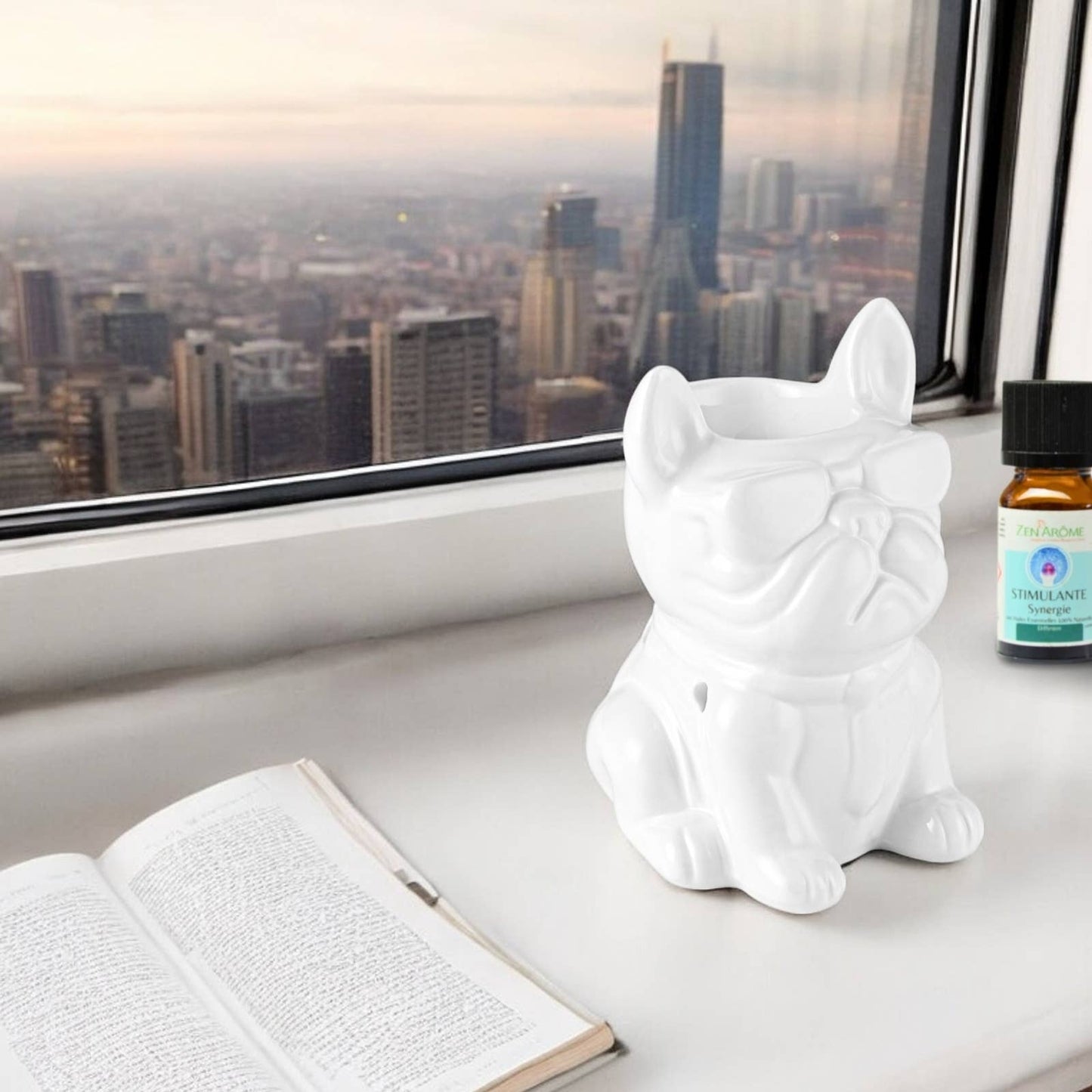 White Boubou Ceramic Oil & Wax Burner – French Bulldog Design