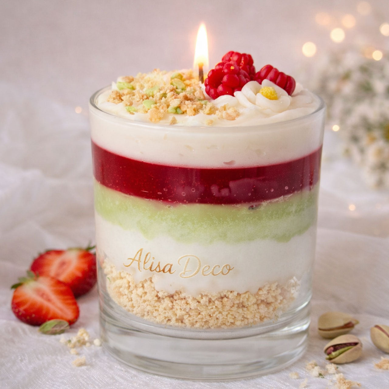 Keksboden-Schicht aus Wachs in einer Dessertkerze