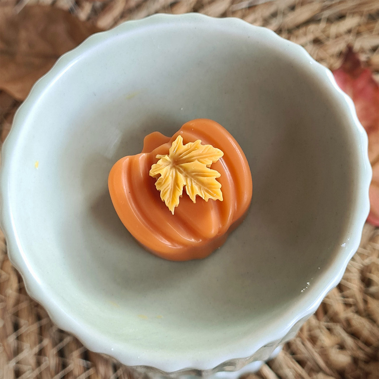 Kürbiszauber Duftkerze – ideale Geschenkidee für Herbstabende