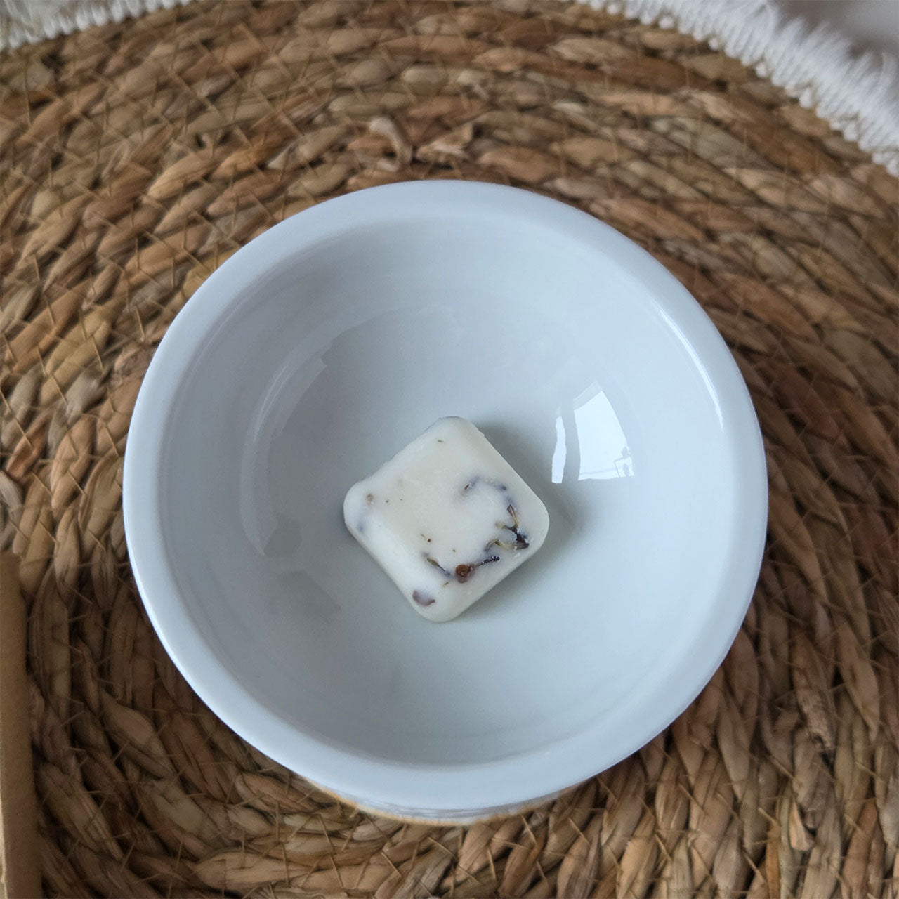 Duftlampe im Relax Set mit Lavender und Lemongrass Wax Melts