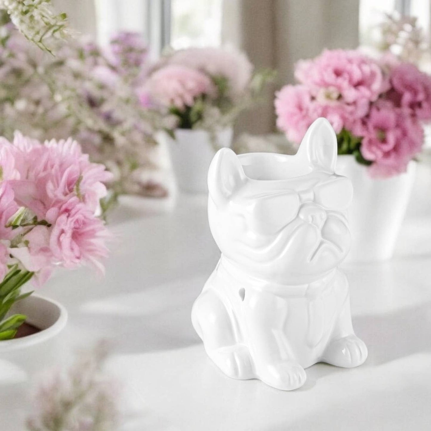 White Boubou Ceramic Oil & Wax Burner – French Bulldog Design