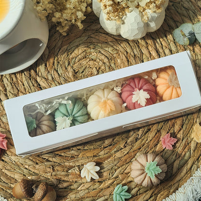 Dekorative Wachsmelts in Form von Mini-Kürbissen, handgemacht