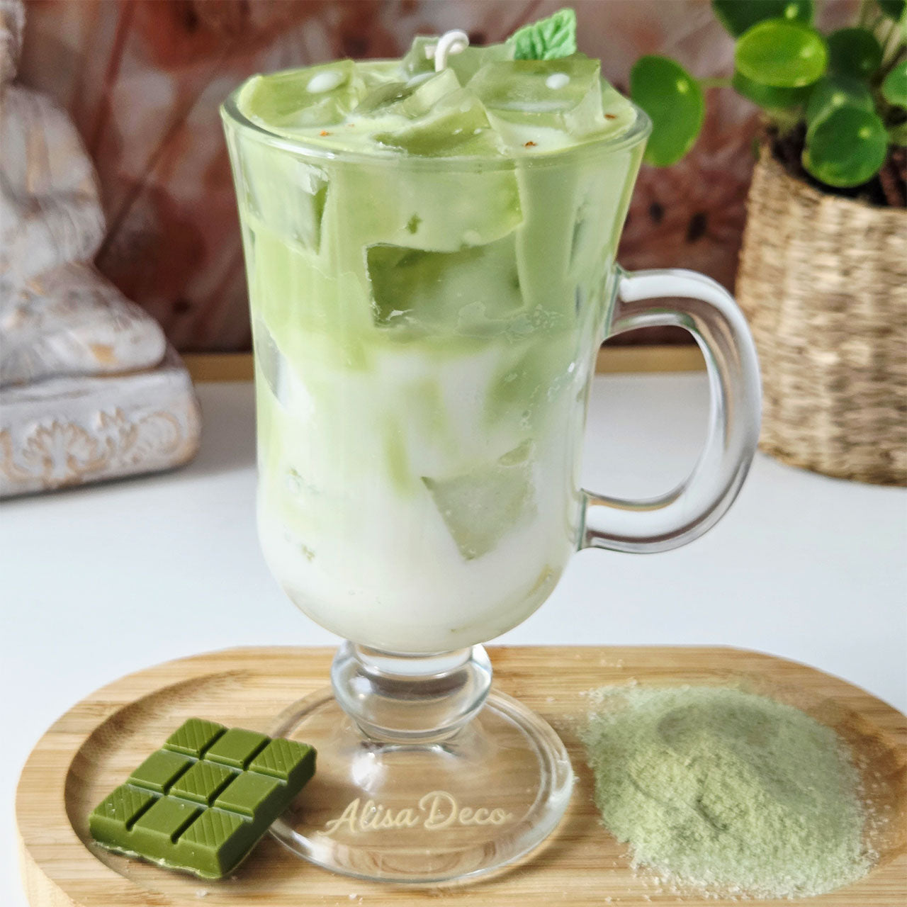 Matcha Latte Sojawachskerze als Coffee-Bar-Deko
