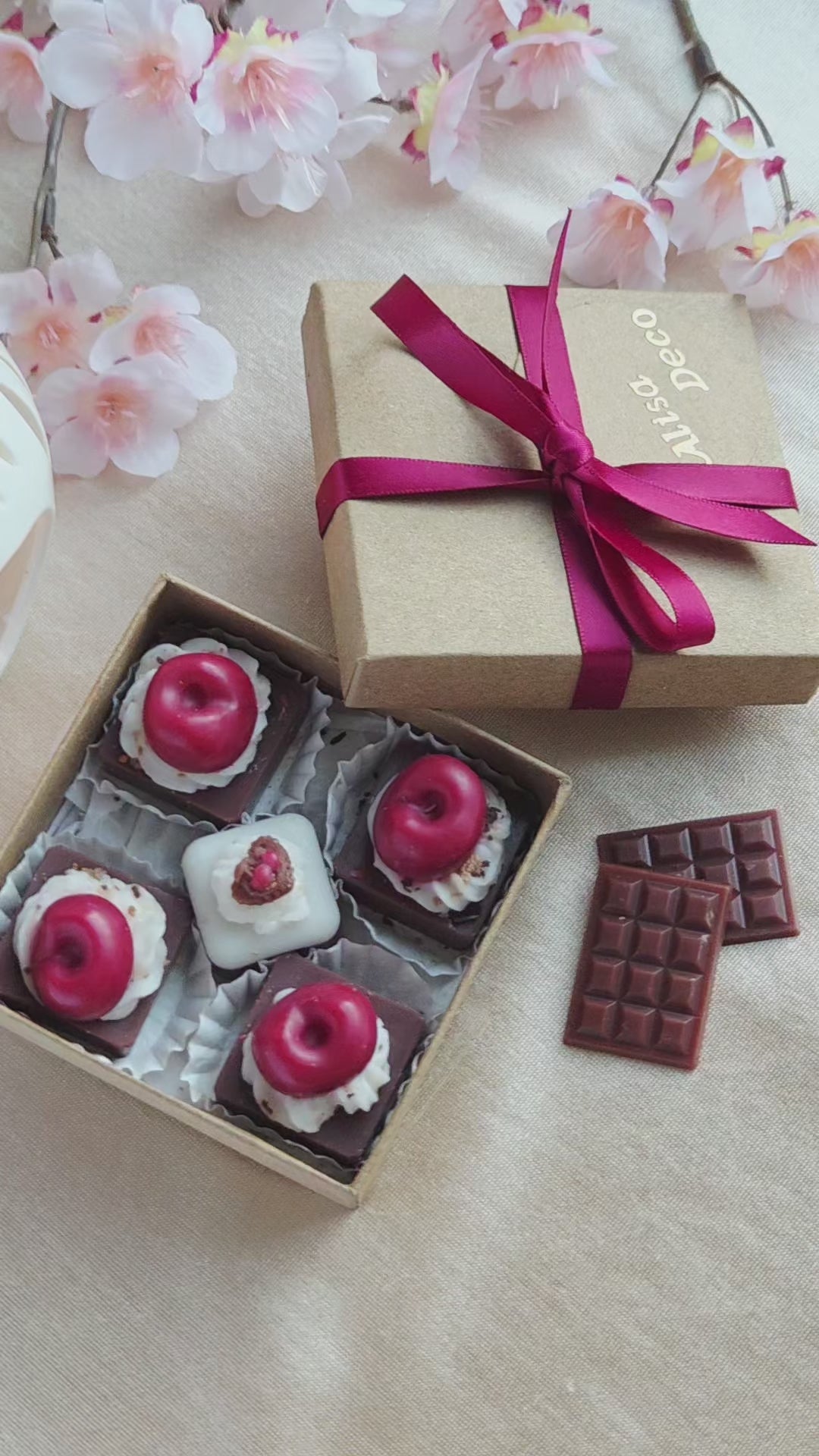 Video der Black Cherry Sojawachs Wax Melts in Geschenkbox