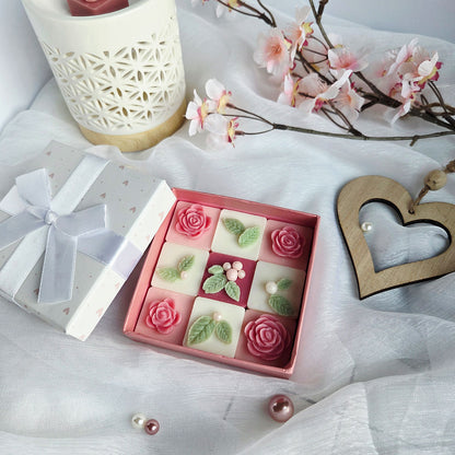 Personalized Rose Wax Melts Gift Set – romantic scented melts made from soy wax