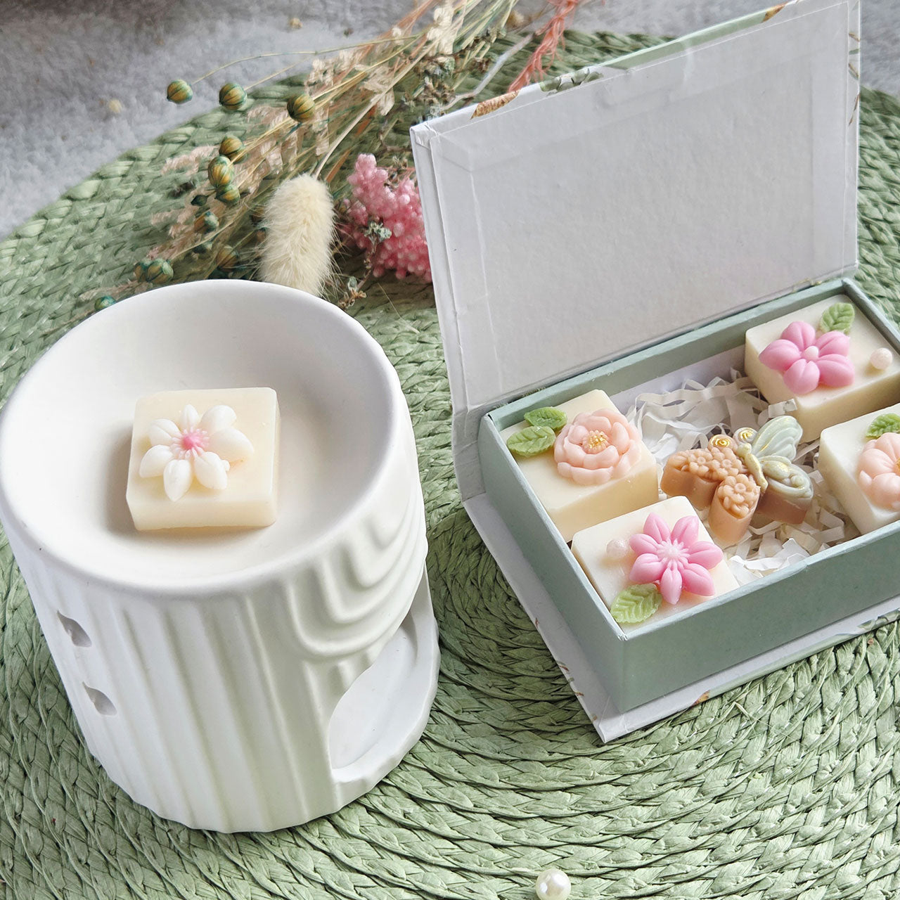 Home Fragrance Geschenkset mit Duftwachs und Keramik Wax Burner